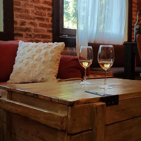 ゲストハウス Uki & Sofi Mountain House