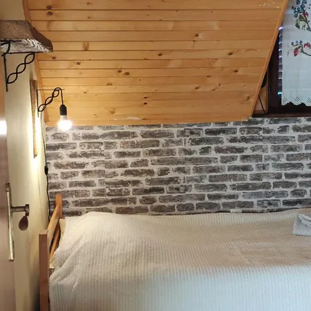 Uki & Sofi Mountain House ゲストハウス コパオニク