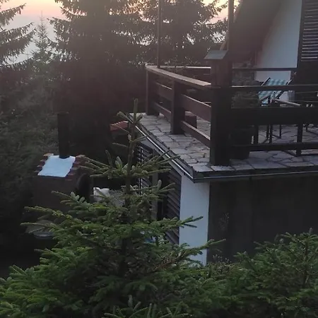 Uki & Sofi Mountain House